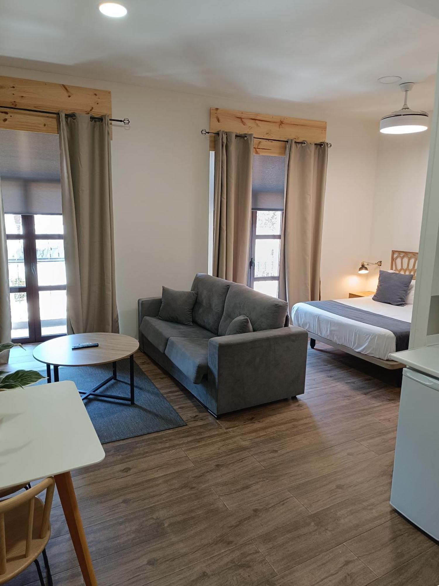 Apartamentos AL-QAZERES LUXURY La Concepción Cáceres Exterior foto